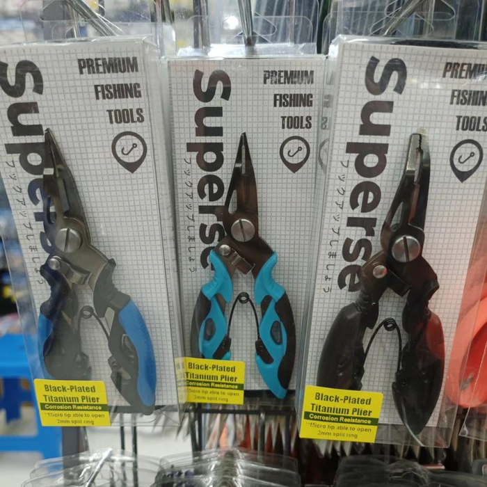 Superse Black-Plated Titanium Plier PL008